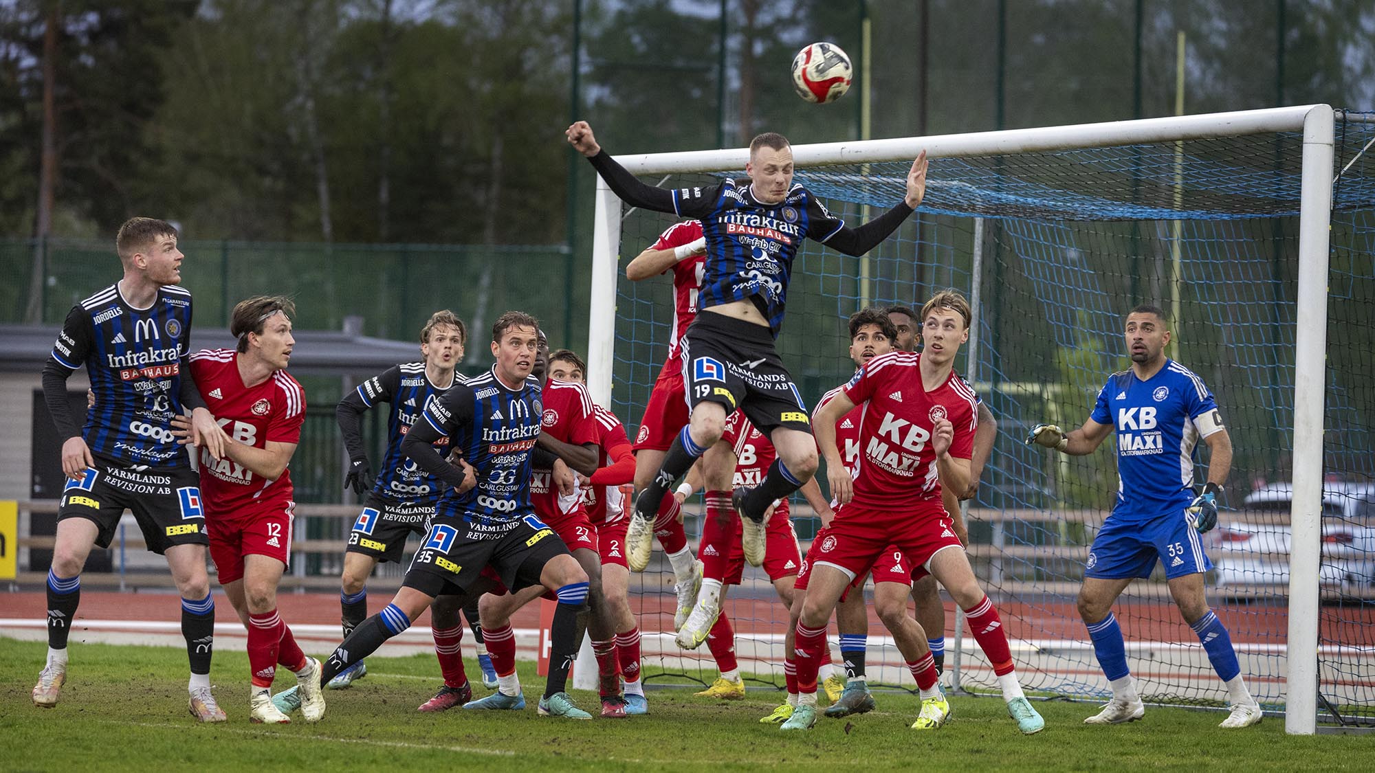 Nytt Besök Från Stockholm På Sola Arena Karlstad Fotboll